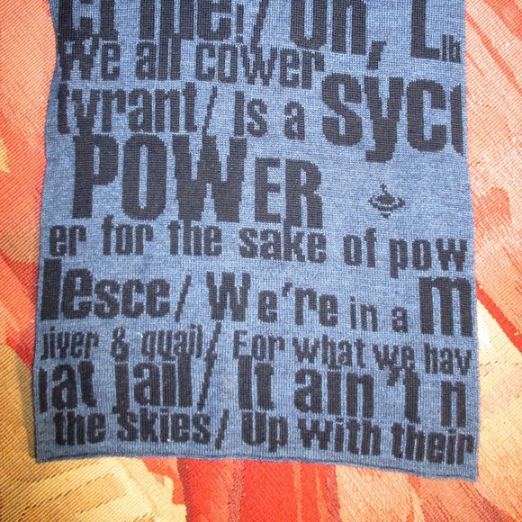 Vivienne Westwood Political statement scarf - Picture 4 of 7